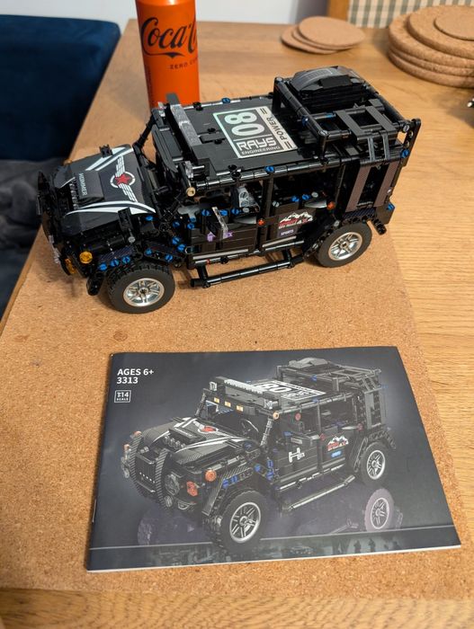 Auto Samochód Terenowy, nie Lego
– klocki kom