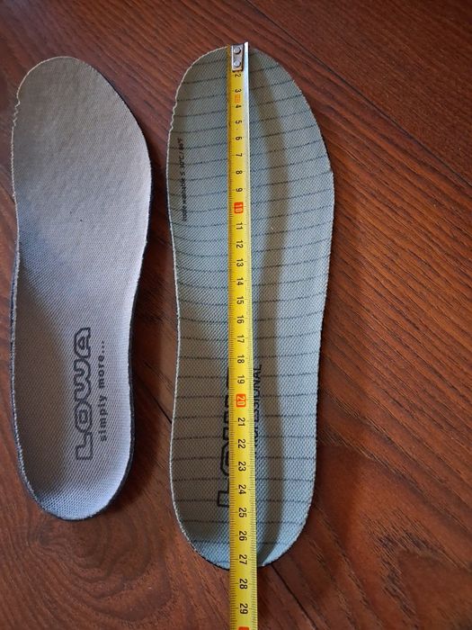 Lowa Zephyr Gtx 42.