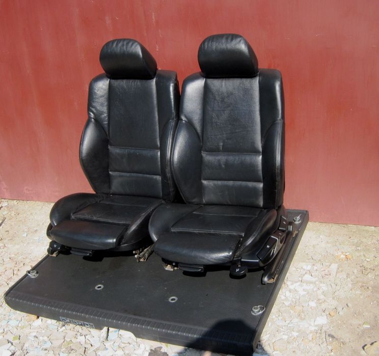 Легендарные сидения RECARO с двумя уровнями поясничной регулировки
Лег