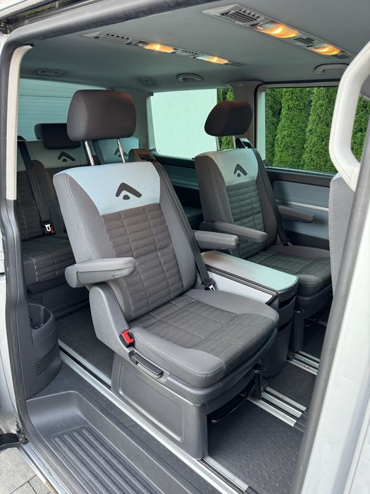 Wynajem Busa Volkswagen Multivan 2.5 Automat Przewóz osób