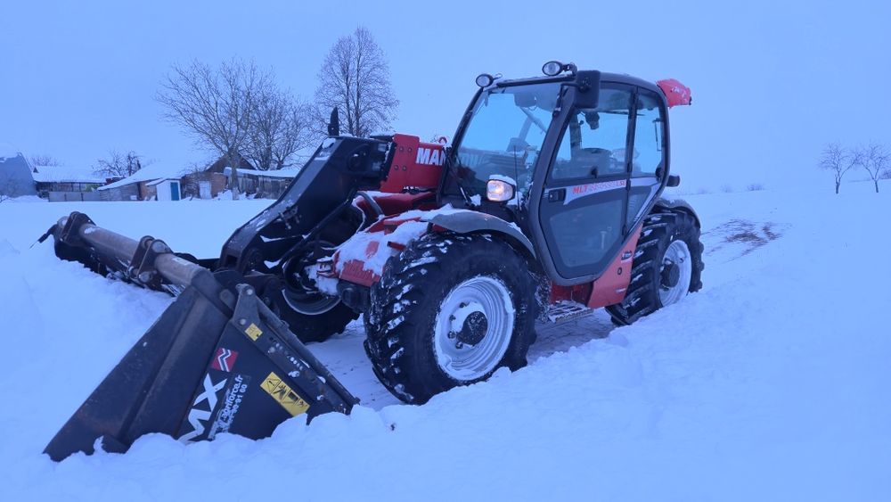 Manitou з малим напрацюванням 3700мтг