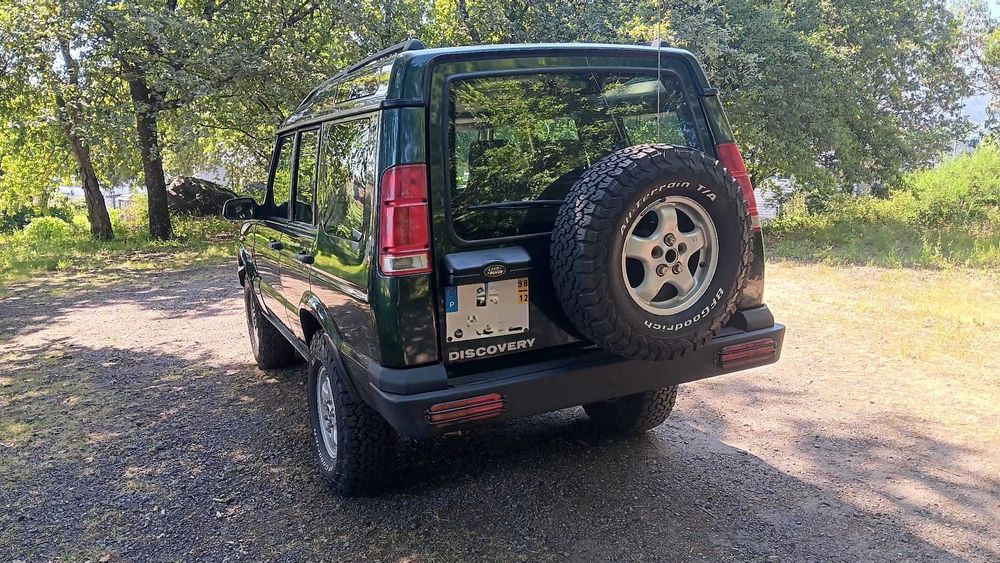 Land Rover Discovery impecável