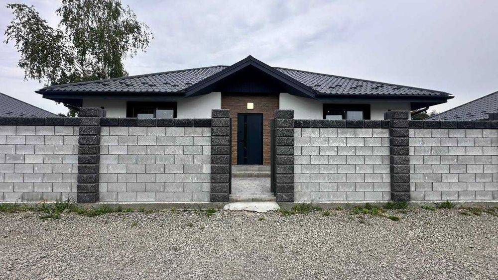 Будинок в зеленій локаціі.З РЕМОНТОМ І ТЕХНІКОЮ