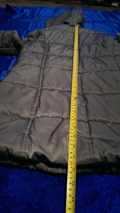 Стильная и практичная Тёплая куртка GLOSTORY размер L как новая