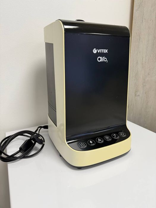 Увлажнитель Vitek VT-1767 BK