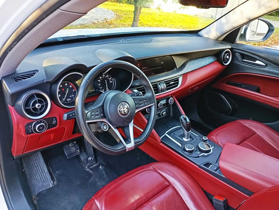 Alfa romeo stelvio
