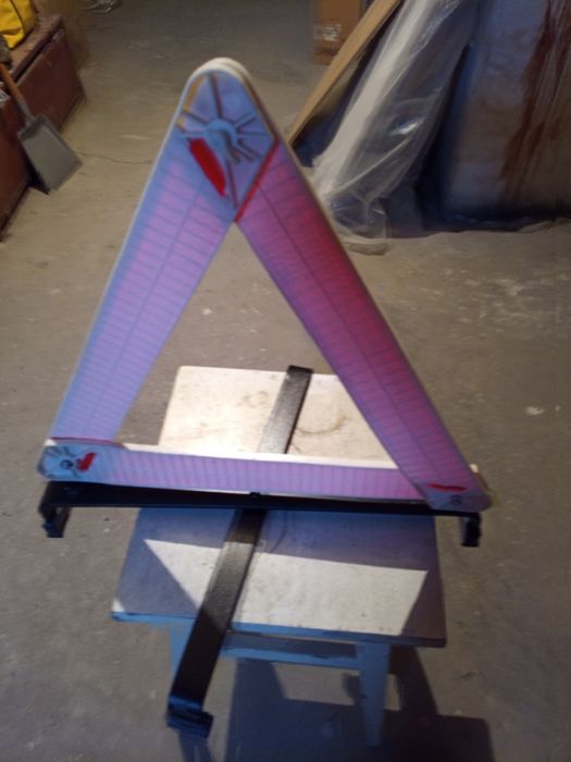 Знак аварійної зупинки