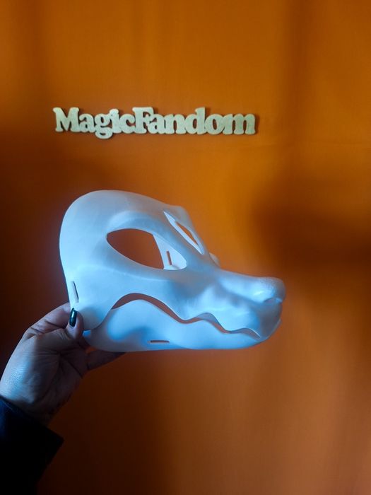 Маска фурсьют, основа пластикова