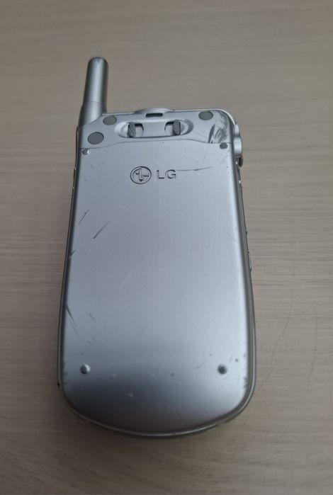 Lg 8120 telefon klapka