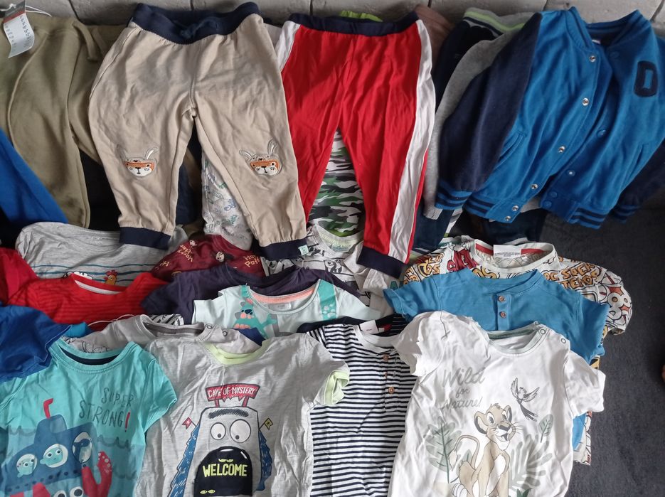 Zestaw ubranek roz 98.  REZERWACJA