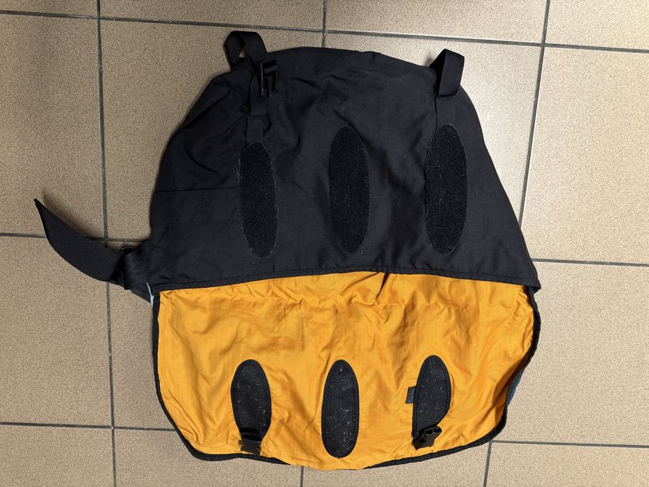 Męska torba listonoszka Crumpler Seedy Three - niebieskie paski