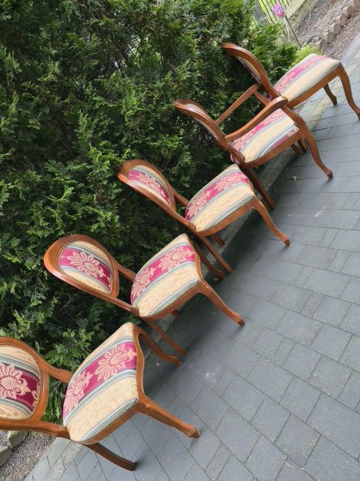 Zestaw stół i krzesła stylizowane stan uzywany