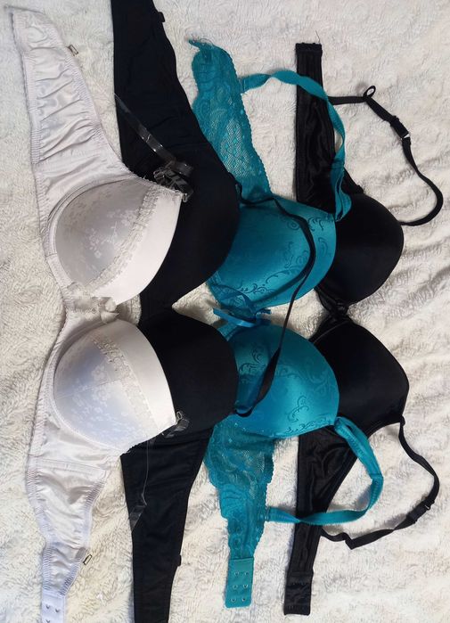 Zestaw biustonoszy 4 szt. Push up, rozm. 75B Evie, New look bardotka