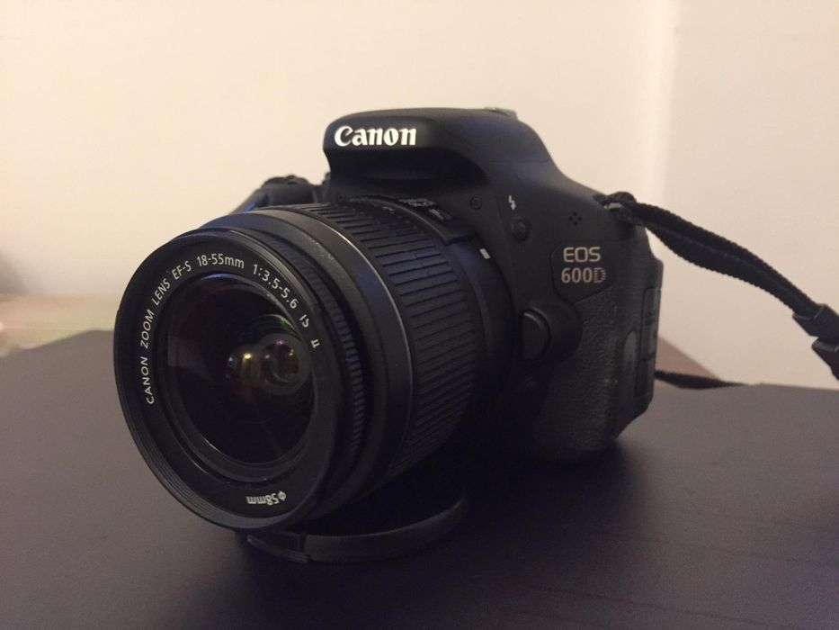 Aparat Canon EOS 600D