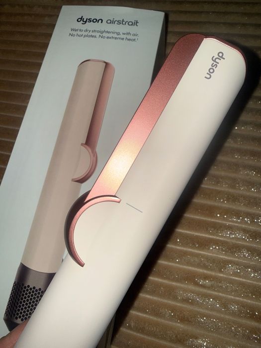 Vendo dyson airstrait rosa