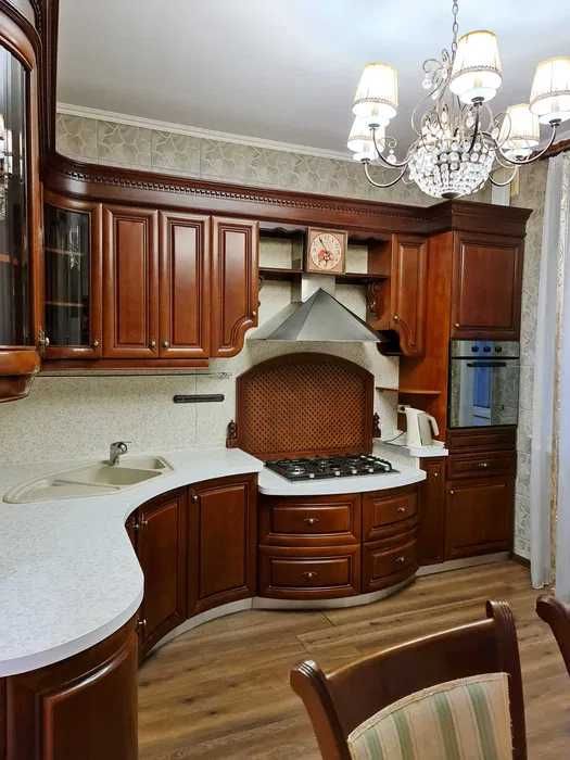 39 Коттедж  Дом  Бассейн t 30+  Джакузи  Барбекю Сауна Бильярд мангал