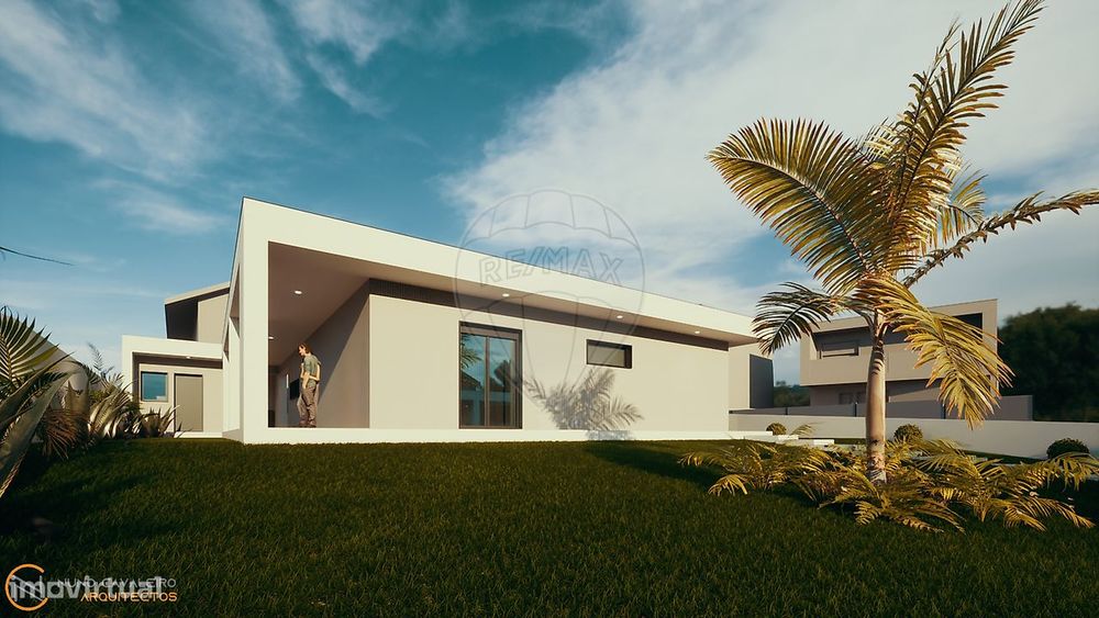 T2 Detached House for Sale
