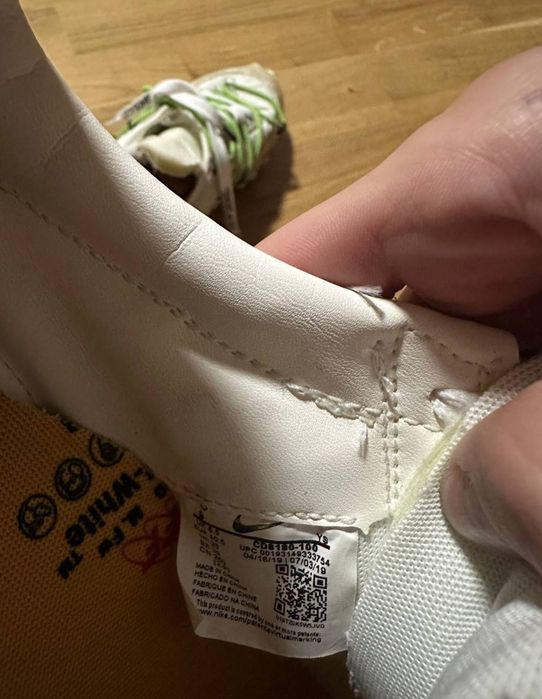 Кросівки off white