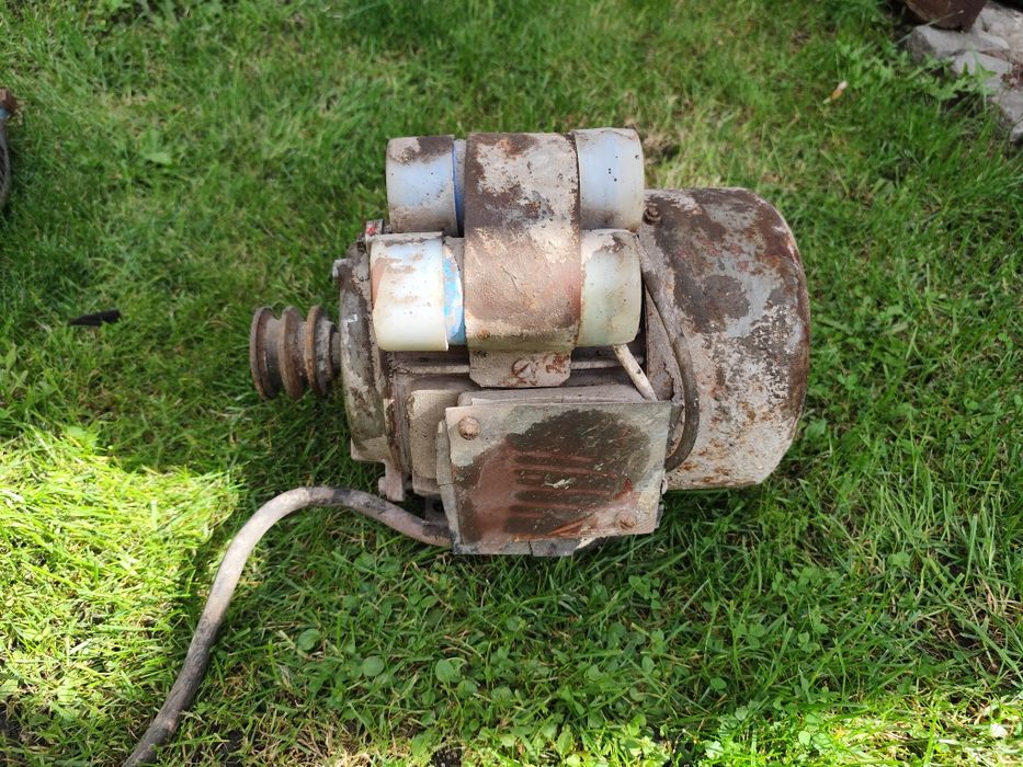 Silnik elektryczny 0.75kw jednofazowy 230V