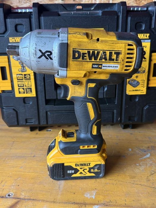 klucz udarowy DeWalt DCF899