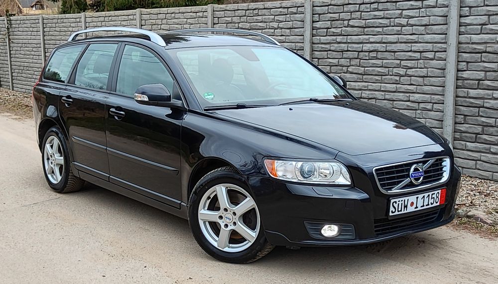 Volvo V50 2012 rok D3 150 km 5 cylindrów
