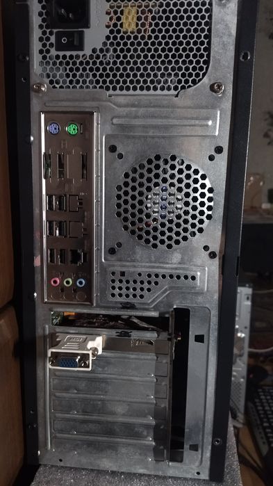 Настольный компьютер. По цене железа.