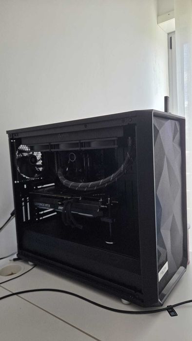 PC Gaming i9 11900F • 32GB RAM 4000MHz • Fonte 850W • MSI MAG Z490 Tomahawk • NVMe M.2 Samsung 960 EVO 256GB • AIO CPU Cooler •  Sem Gráfica