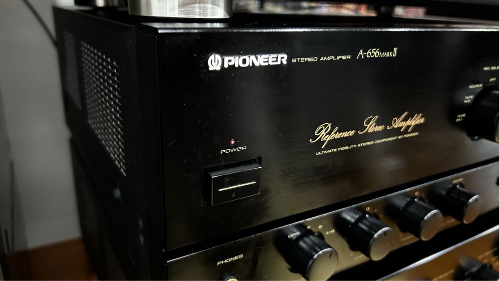 Amplificador Pioneer A-656 Mark 2