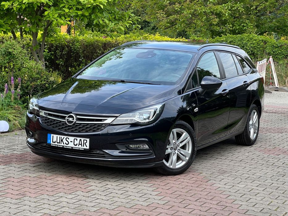 Opel Astra IntelliLUX! NAVI! PDC! Asystent! AGR! SERWIS! Super Stan! Bezwypadkowy