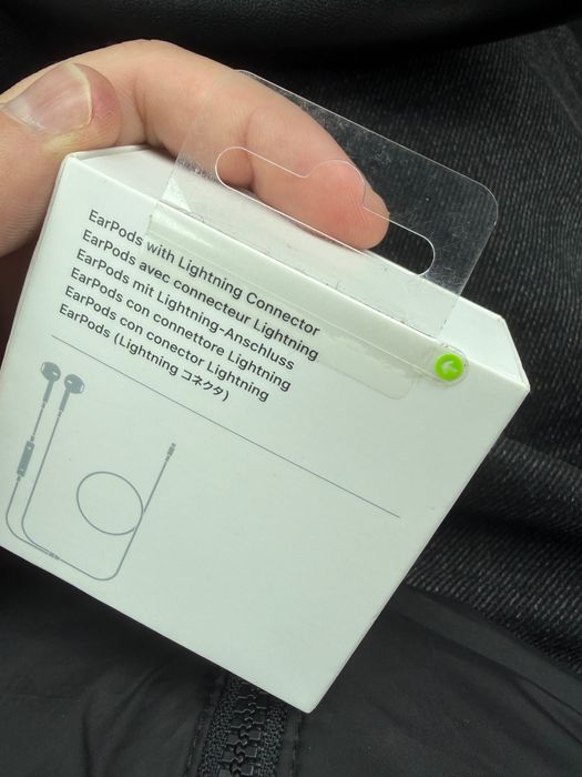 EarPods Lightning Connector