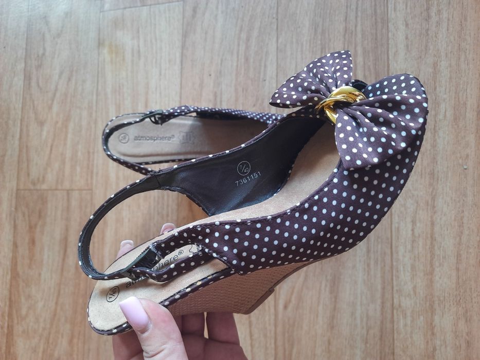 Босоніжки на платформі Atmosphere 7/40