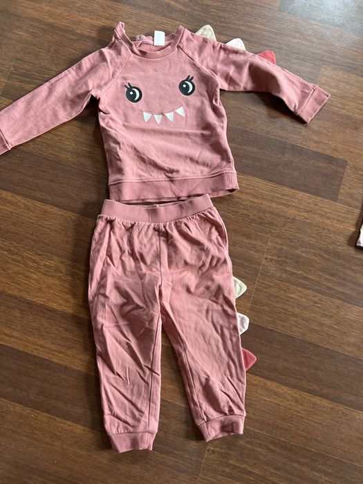 Komplet dresowy  roz 92 stworek HM