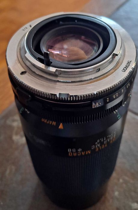 Obiektyw teleskopowy do aparatu fotograficznego