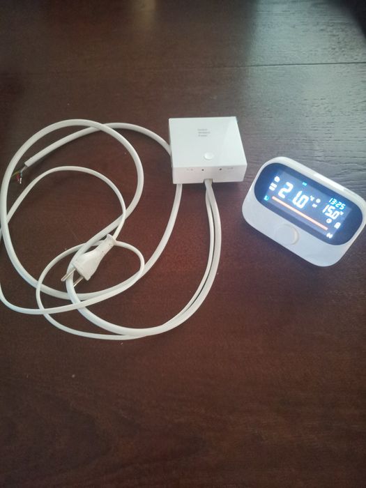 Termostat, regulator temperatury, sterownik do pieca gazowego