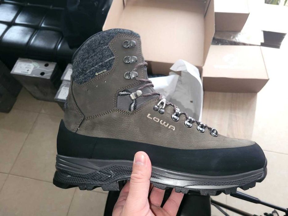 Зимові берци LOWA Tibet EVO 400 GTX SUPERWARM, ЛОВА, оригінал, до -35