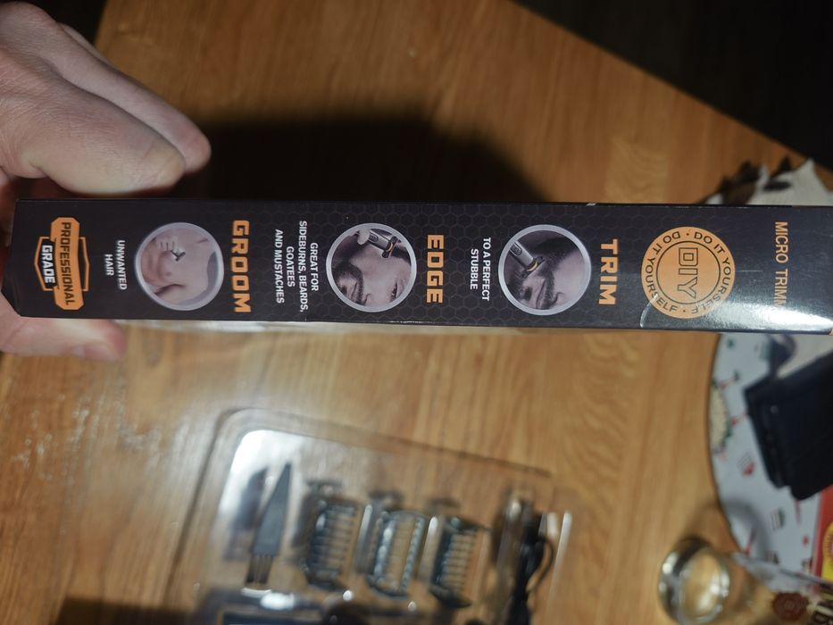 Trymer do przystrzyżenia  brody.