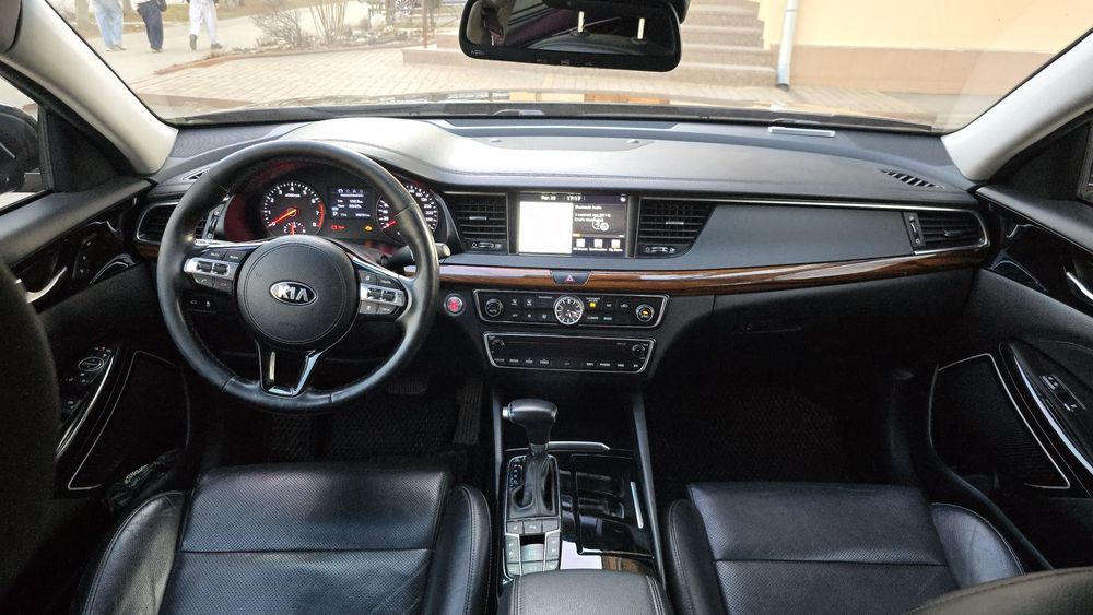 Kia K7 LPI 3,0 (газ)( Cadenza)