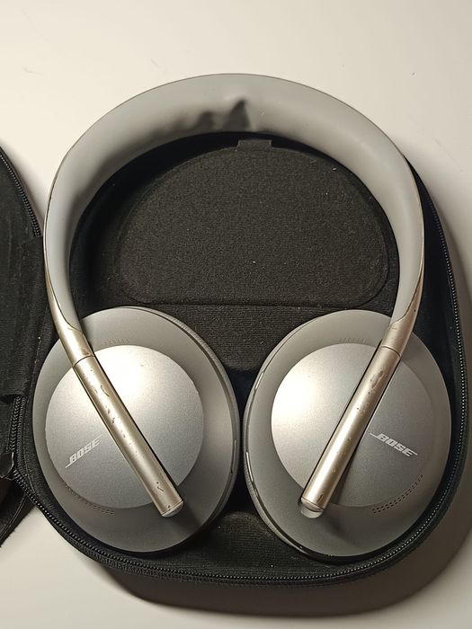 Headphones Bose 700nc