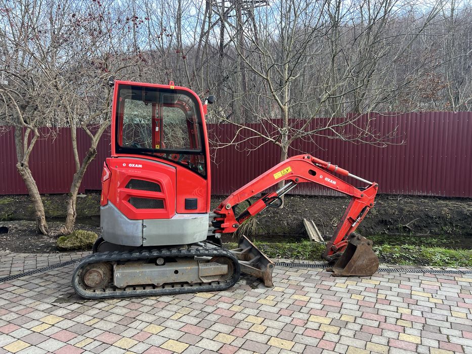 Мініескаватор Volvo ECR 25 D