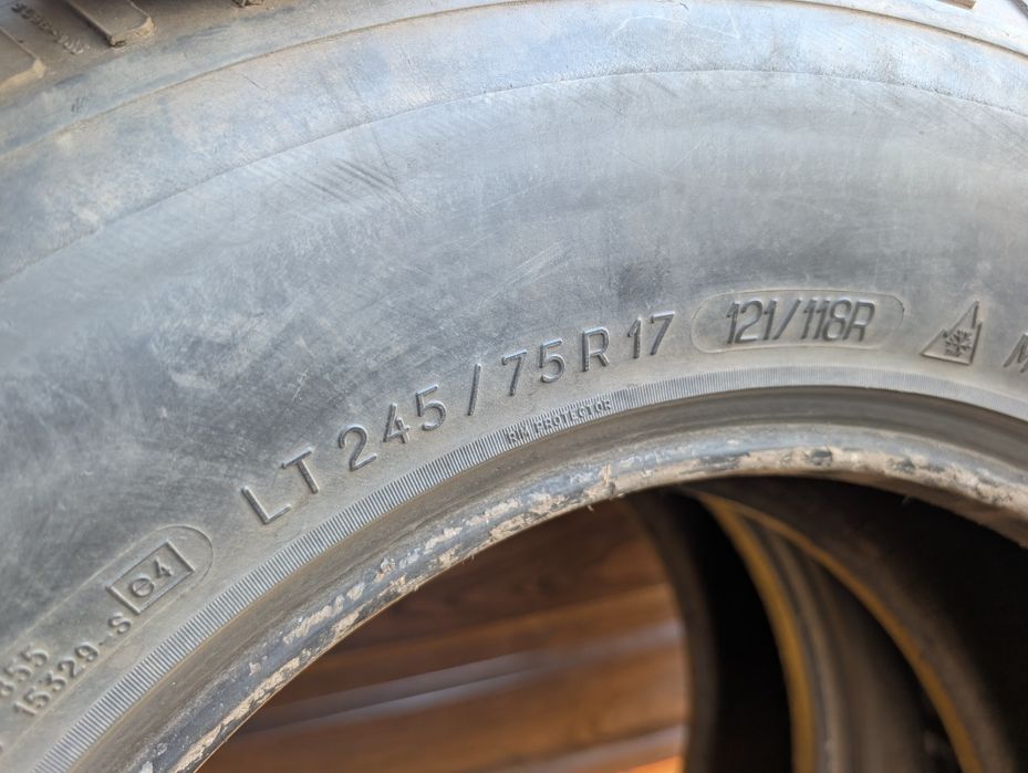 Шина BfGoodrich АТ 245 75 17, Dunlop Road Gripper AT