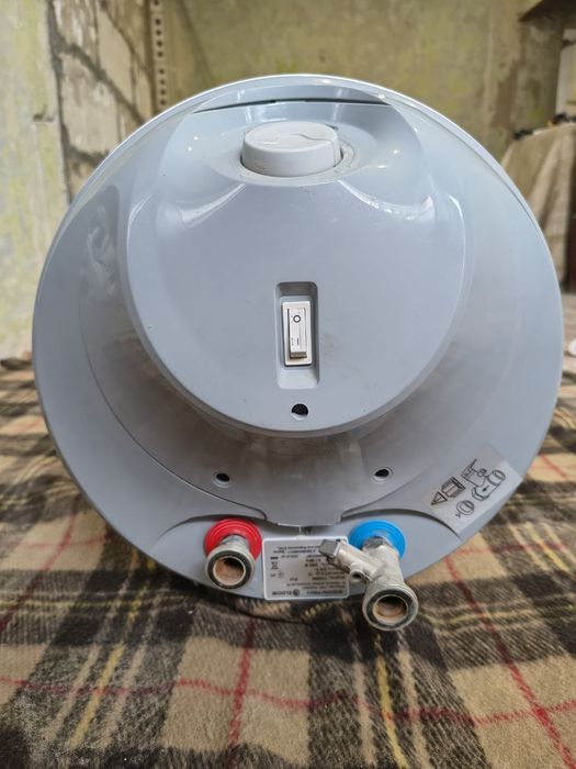 Бойлер Eldom Style 80 SLIM