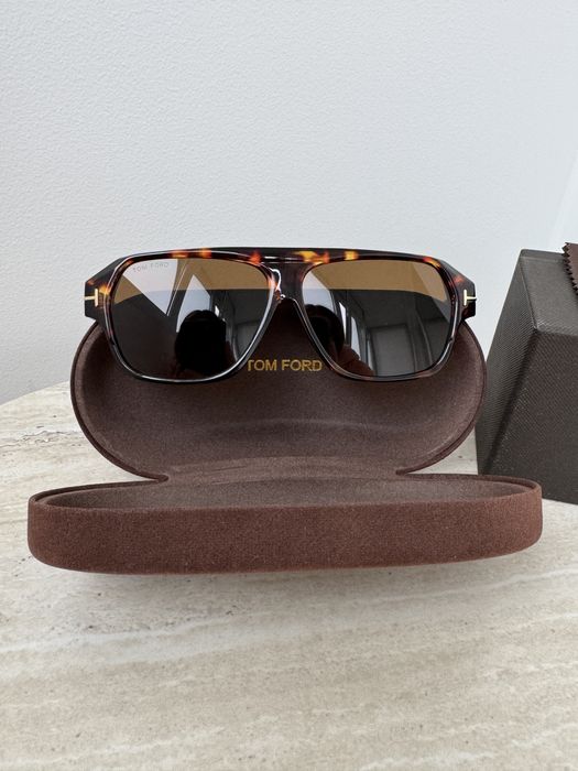 Сонцезахисні окуляри Tom Ford