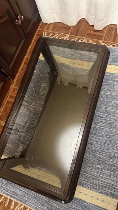 Vendo armário completo + mesa de centro