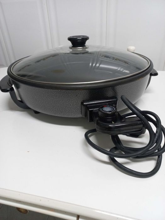 Aparelho  eléctrico,  multifuncional, Novo ainda na caixa