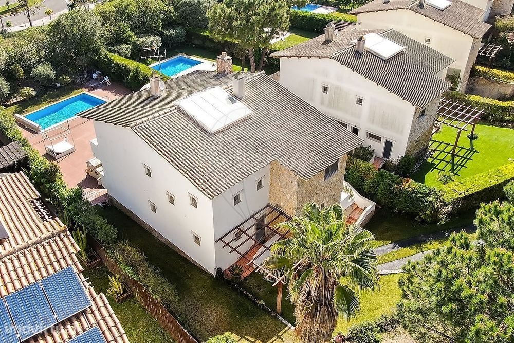 Moradia T4 para venda