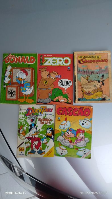 Esferográficas do Mikey e livros banda desenhada