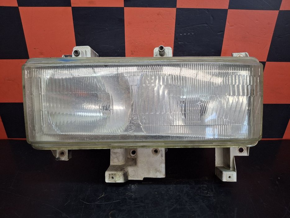 Ótica / farol esquerda MITSUBISHI Canter (FB7, FB8, FE7, FE8) VII