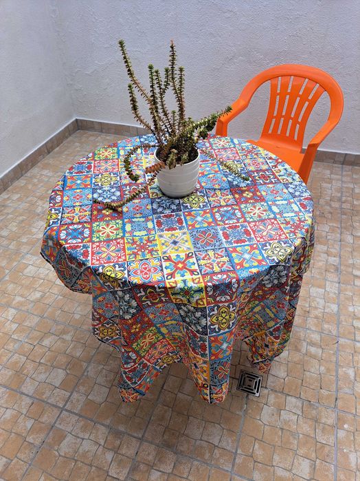 Mesa Redonda Exterior Com Vidro