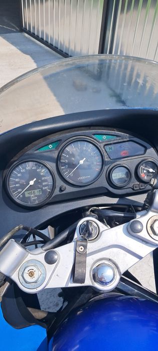 Сузукі Катана 600