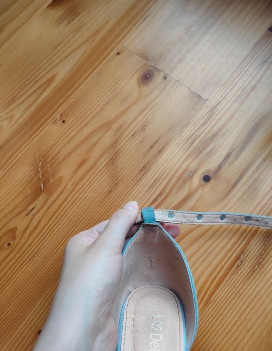Espadryle na wysokiej koturnie 36